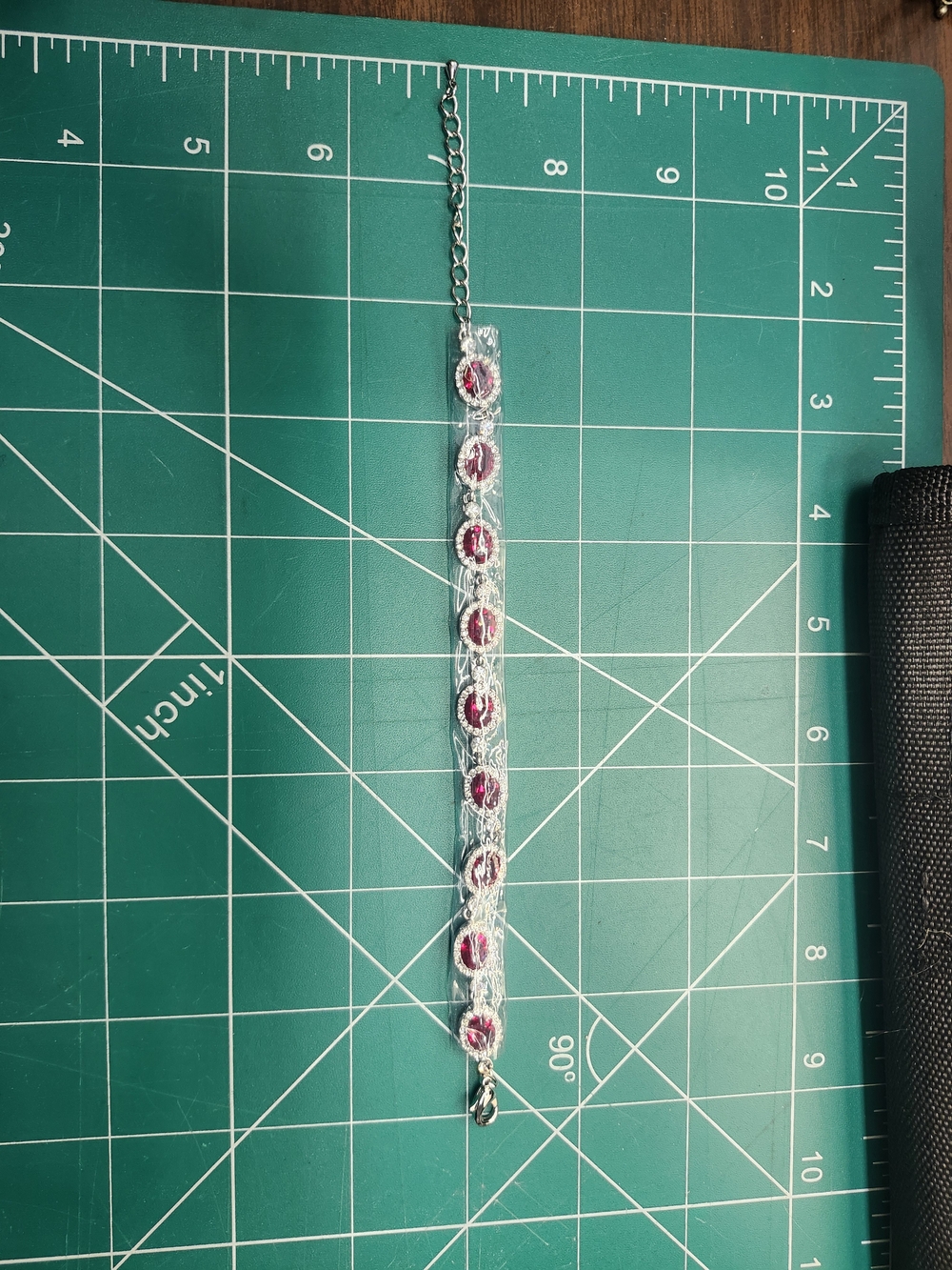 Silvertone Necklace with Red Oval Pendant And Matching Bracelet. - Picture 5 of 7